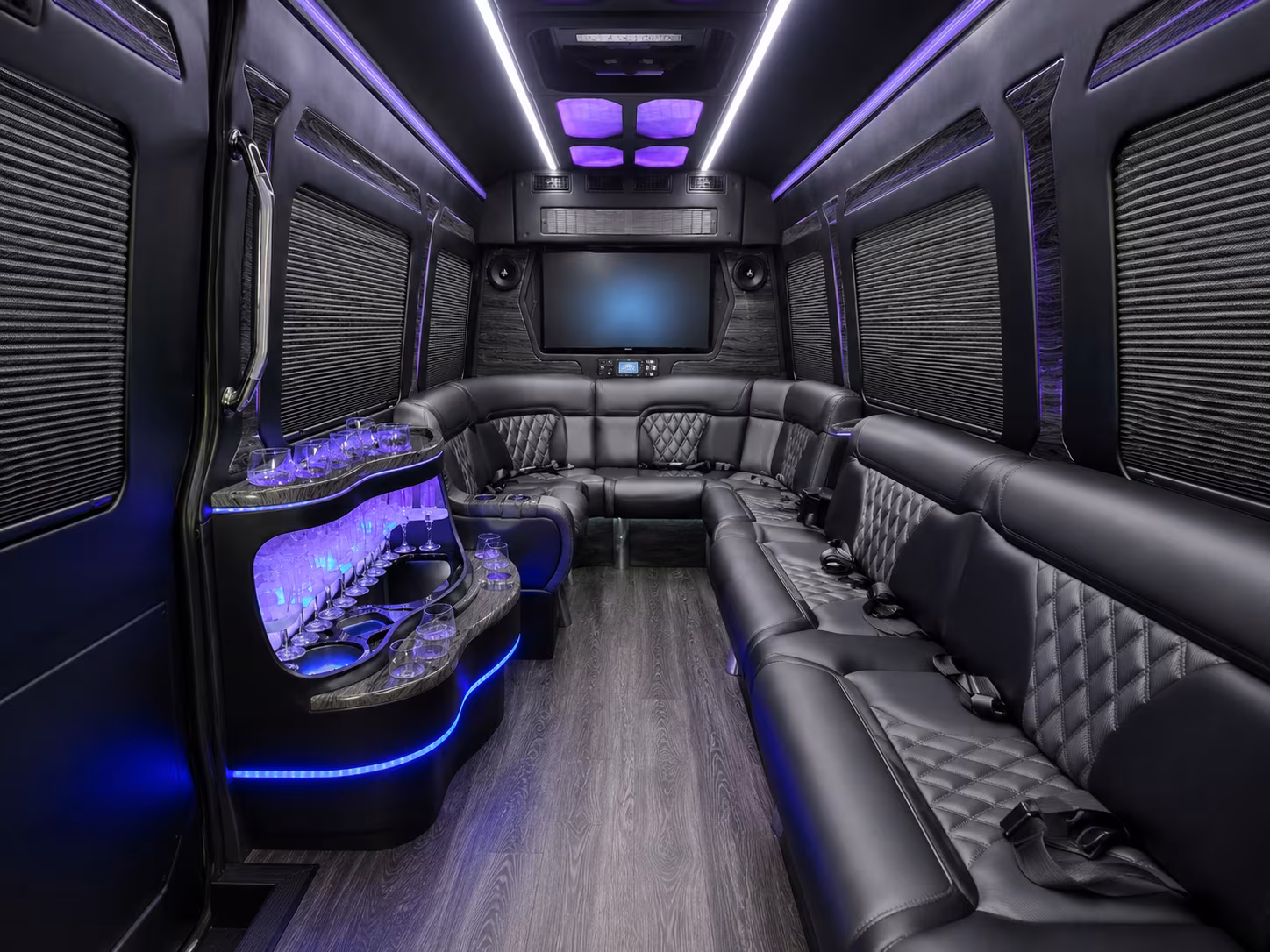 montgomery custom day trip and driving tour bus rentals