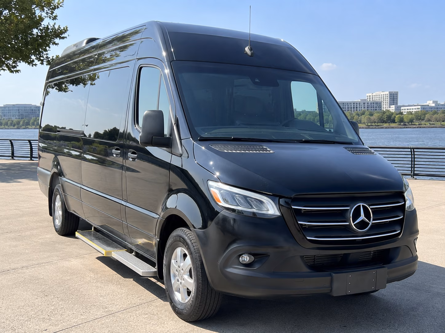 montgomery government meeting and conference shuttles
